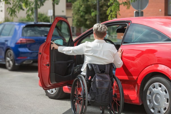 Véhicules adaptés aux handicaps : une utilisation prolongée ? 