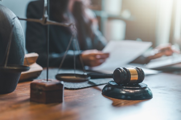 Obligations comptables : des précisions chez les commissaires de justice  