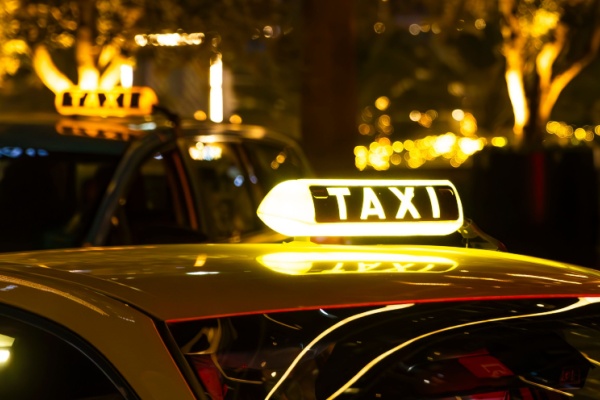 Taxis : nouvelle convention-cadre avec l’assurance maladie Taxis : nouvelle convention-cadre avec l’assurance maladie