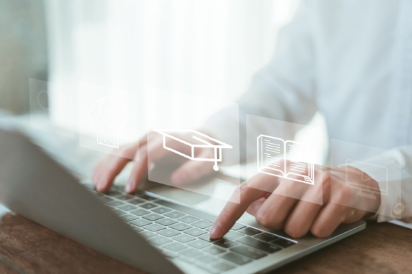 Financement des CFA : la liste des formations à distance exemptées de la minoration est publiée 