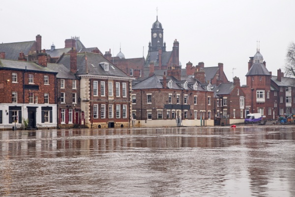 URSSAF : soutien aux employeurs bretons suite aux inondations 